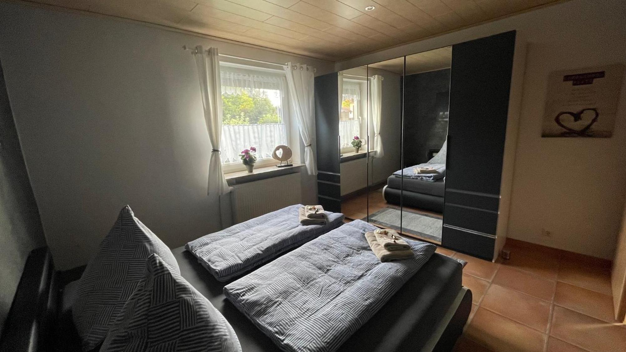 Fewo Anja Appartement Vellmar Buitenkant foto